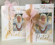 Load image into Gallery viewer, Ribbon &amp; Bow Sea Shell Photo Card
