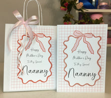 Load image into Gallery viewer, Gingham Frame Card
